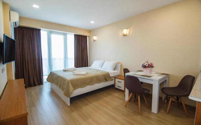 32-18 Sea View Beach Tower