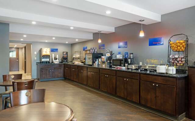 Best Western University Inn At Valparaiso