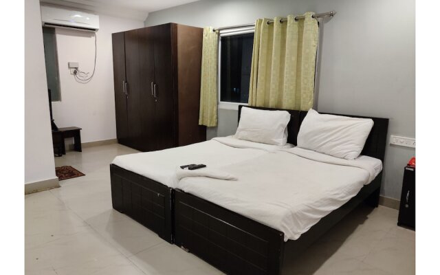 Capital O 44354 Jubilee Banjara Suites