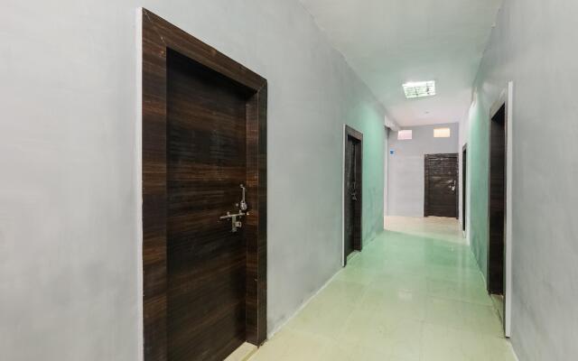 SPOT ON 47617 Hotel Suraj Vatika