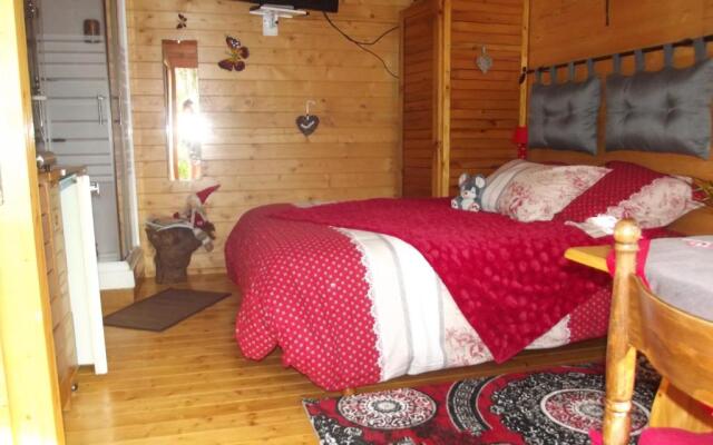 Au Cabanon Chez Nath - chbre d'hôtes - gîte