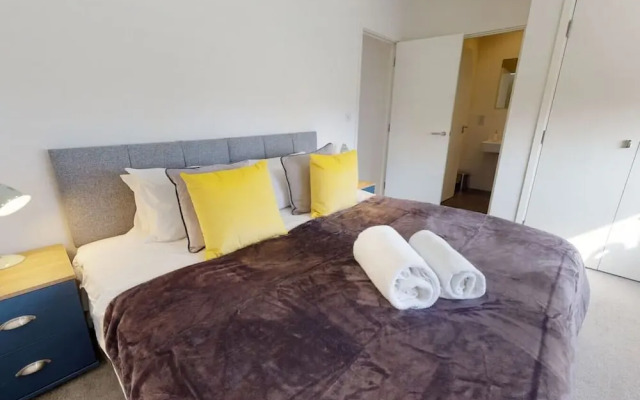 Luxury Apartment - Town Centre North Stevenage
