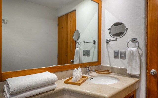 Homing Bird Apartments