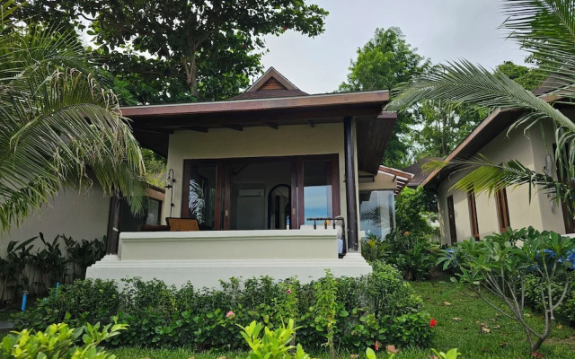 Samed Tamarind Beach Resort