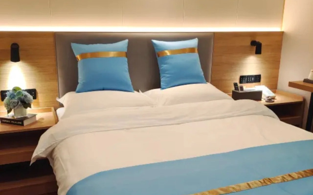 Jinjiang Inn Style Hotel (Nanchang Liantang Middle Avenue)