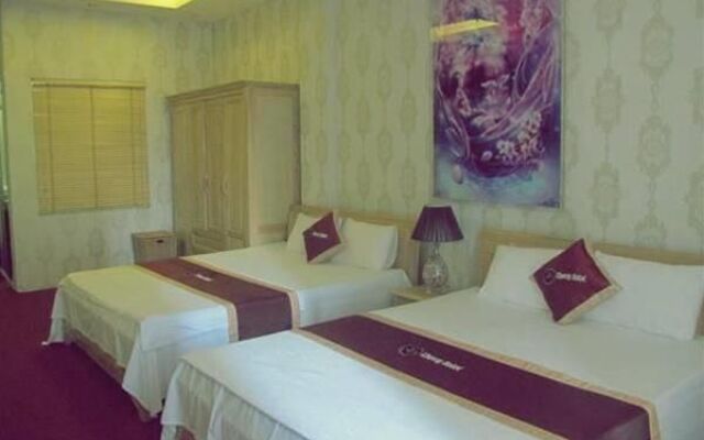 Cherry Hotel