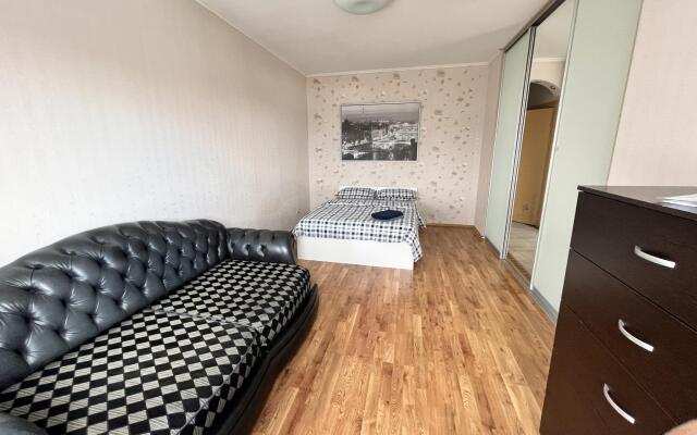 BestFlat24 on Rozhdestvenskaya Street 7