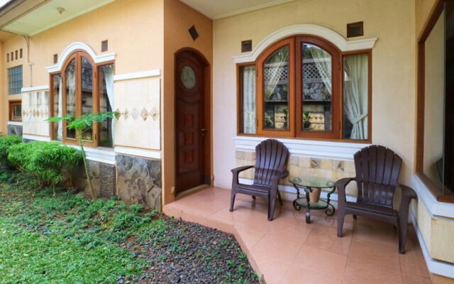 Maharani Guesthouse Tebet Syariah - Hostel