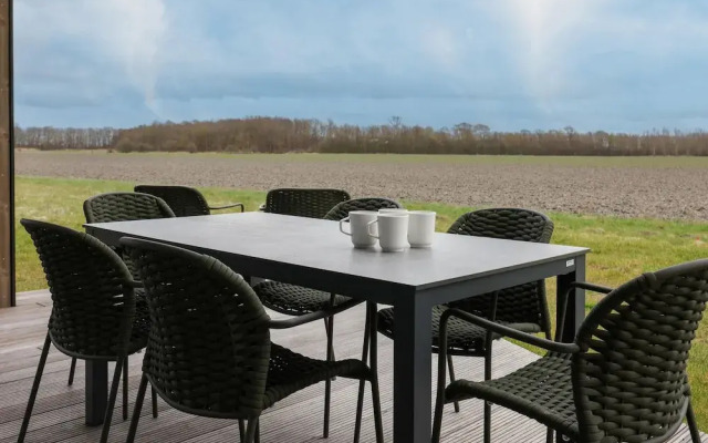 Amazing Holiday Home With Terrace