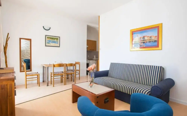 Apartments Vidak - One Bedroom Apartment With Terrace and Sea View -