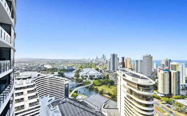 Casino Private Apartments - QStay