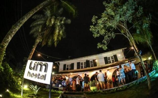 Um Hostel