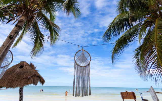 Holbox Dream Beach Front Hotel
