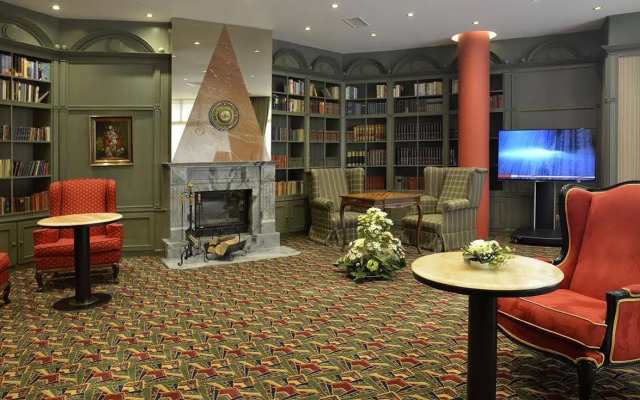 Hotel Savoy