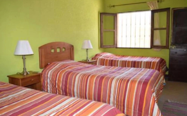 Pachamama Hostel & Tour