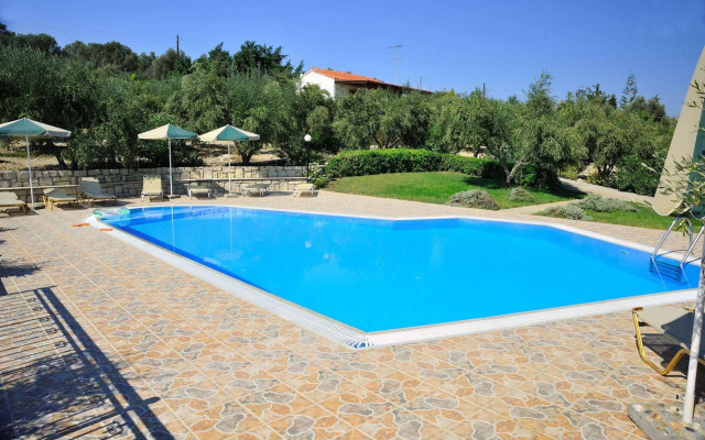 Villas Lefkothea