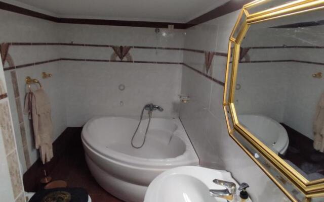 Ixian House Apartment