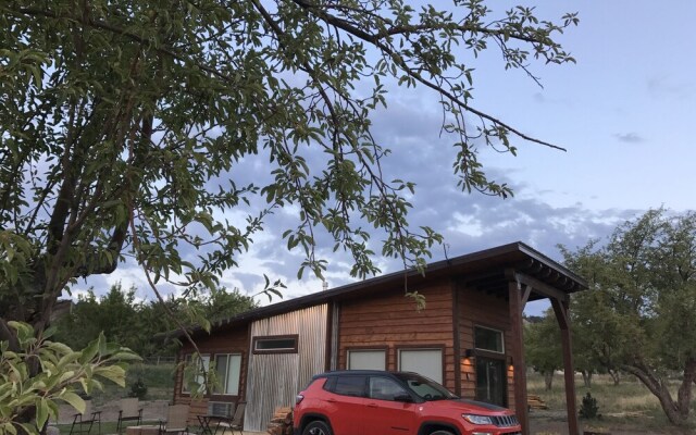 Apple Hollow Cabins