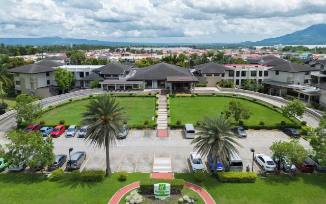Holiday Inn & Suites Batangas Limapark by IHG