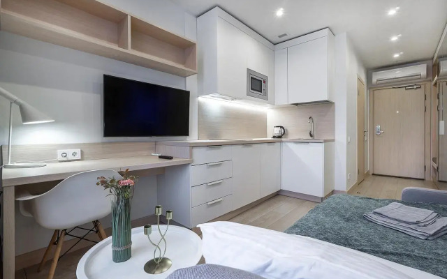 Apartments on Andropov Avenue 10