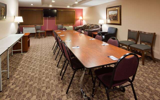 AmericInn by Wyndham Austin