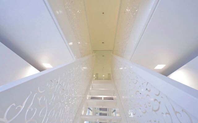 Domus Aurea Luxury Suites