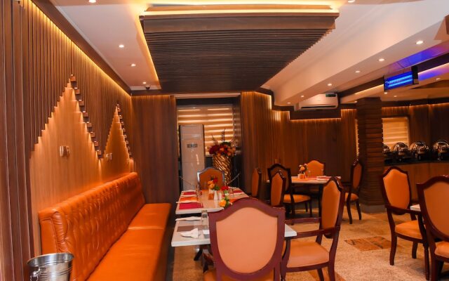 Golden Tulip Garden City Hotel - Rivotel