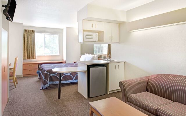 SureStay by Best Western Sacramento South Natomas