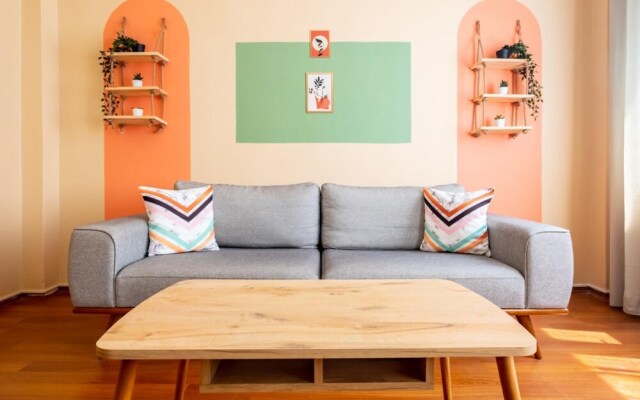 Excellent Flat With Balcony Near Taksim Square