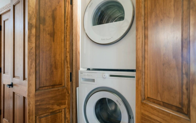 Sundance Condos 202 2 Bedroom Condo