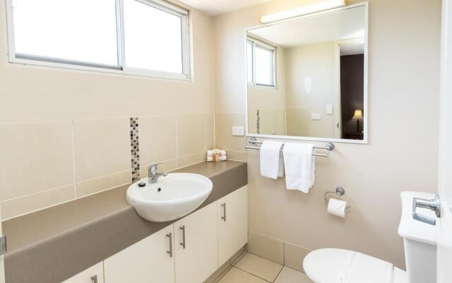 White Crest Apartments