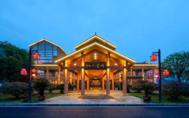 Zhiren Inn