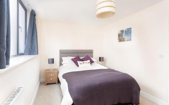 Stylish Modern City Centre Apartment