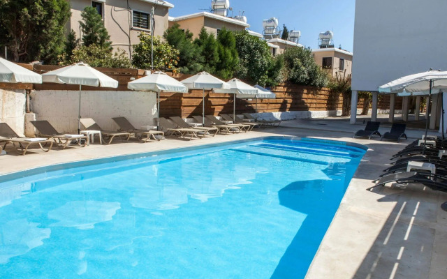 Alecos Hotel Apartments