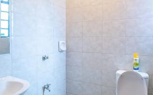 Lux Suites Cavendish Transit  Apartments