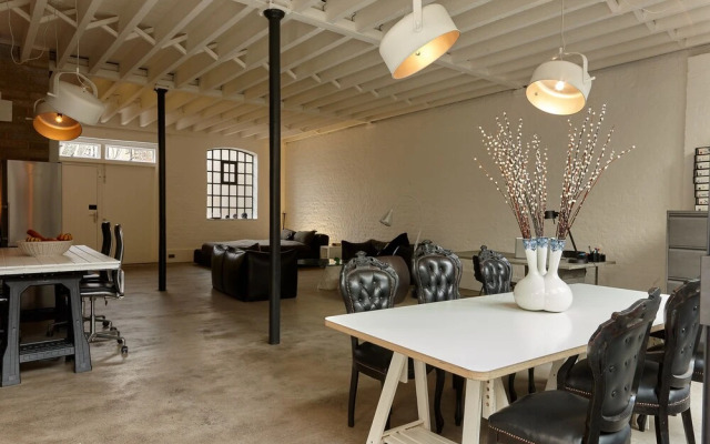 Incredible Designer Warehouse Close to Trendy Shoreditch