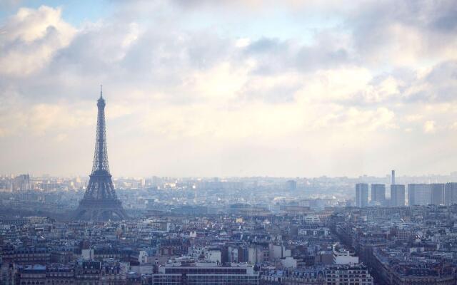 Hyatt Regency Paris Etoile