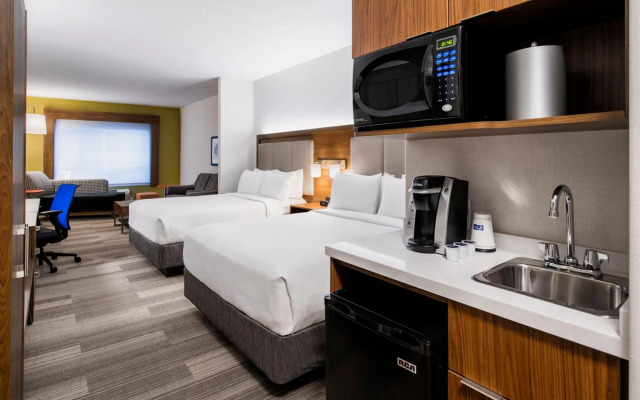 Holiday Inn Express Hotel & Suites Airdrie-Calgary North by IHG