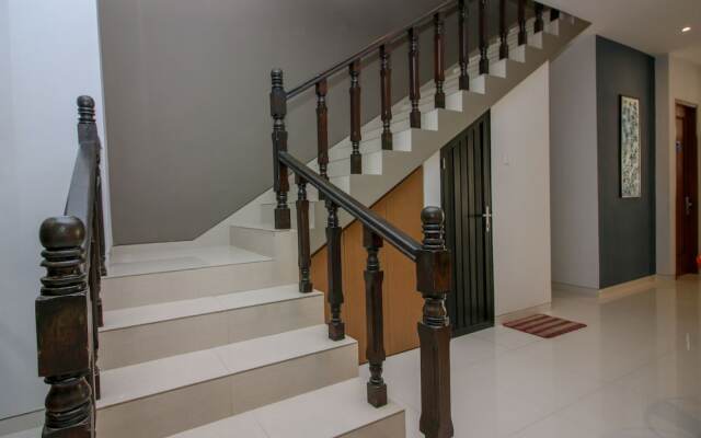 Airy Syariah Kencana Sari Timur Empat F33 Surabaya