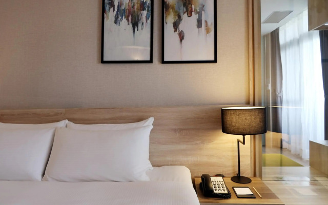 The HO Hotel
