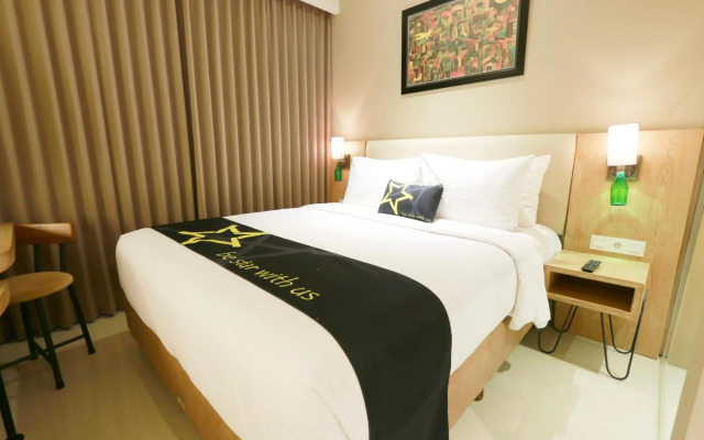 Yellow Star Hotel Gejayan
