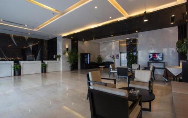 Metropolo Hefei Swan Lake Hotel