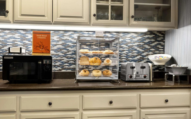 Homewood Suites by Hilton Bakersfield