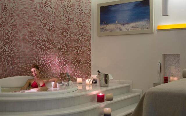 Kouros Art Hotel - Adults Only