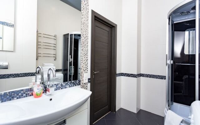 MinskLux Apartments 2 bedrooms on Nezavisimosti ave. 16