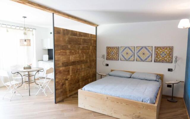 Rocca d'Anfo B&B-Apartments Lake View