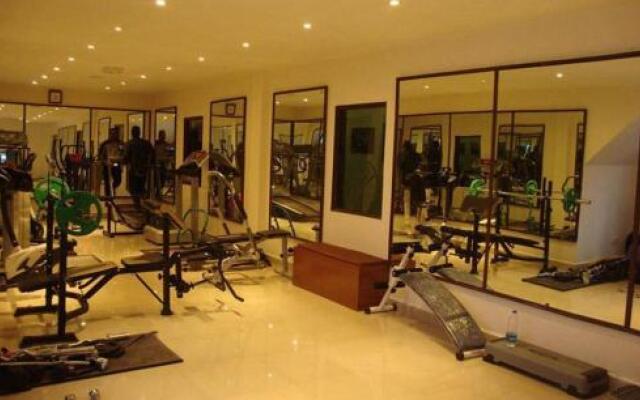 Hotel Himgiri