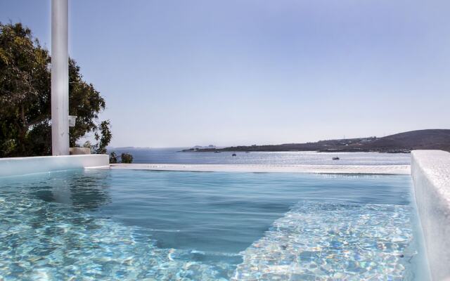Krios Luxury Suites