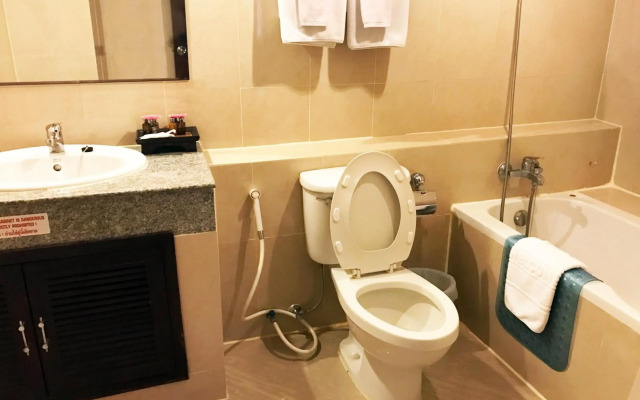 Grand Business Inn