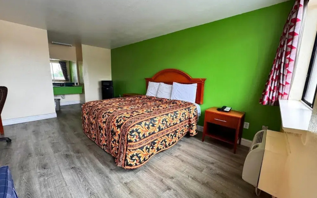 Cloverleaf Motel Richmond Near Turnpike